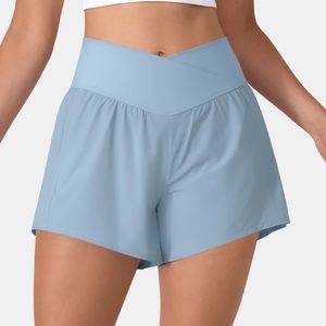 Breezeful High Waisted Crossover Pocket 2-in-1 Yoga Shorts 4"